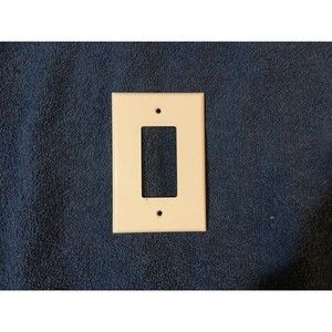 Levitron Square wall plates for square outlets 17pc lot